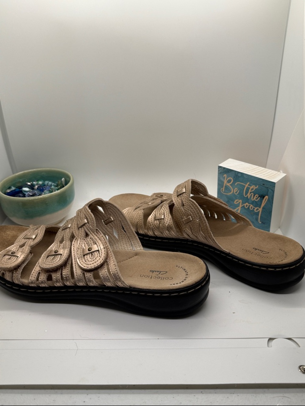 Clarks Gold / Rose Gold Braided Multi-Strap Slide Sandals - Picture 8 of 10